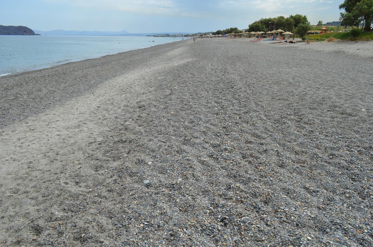 Chrisselen Hotel Platanias  Exterior photo